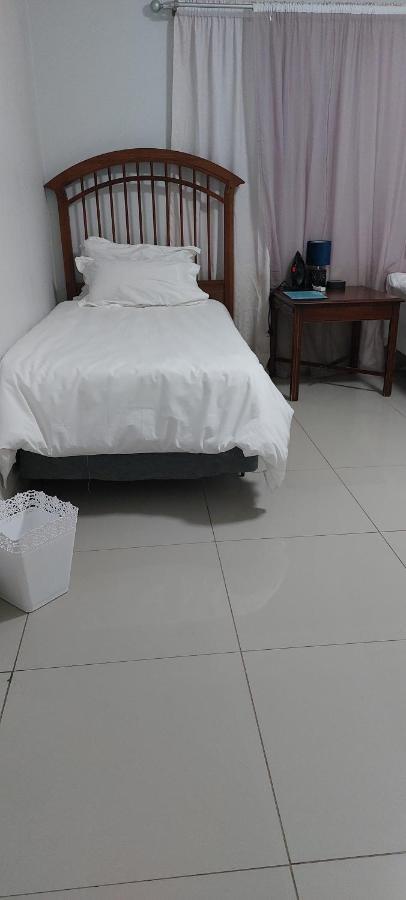 Special Inn Bed&Breakfast Windhoek Exterior foto